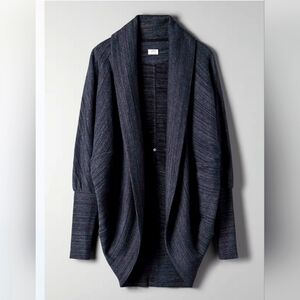 Wilfred Reversible Washed Black Open Cardigan Sweater Small